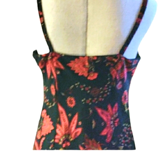 Dress - Picture 5 of 6